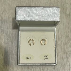 14k Gold Lucky Horseshoe Earrings